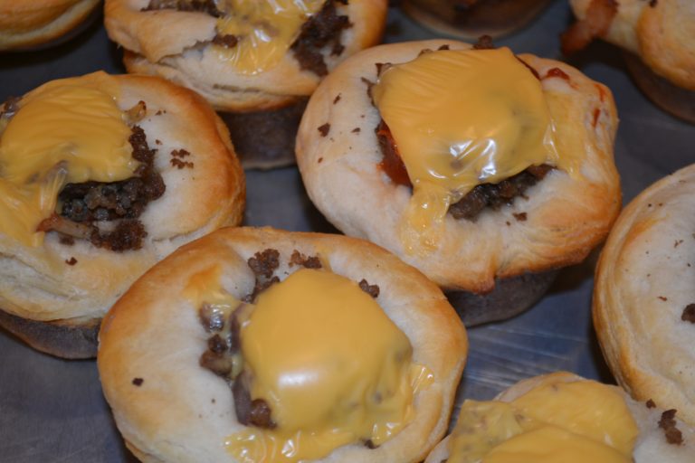 Bacon Cheeseburger Biscuit Cups